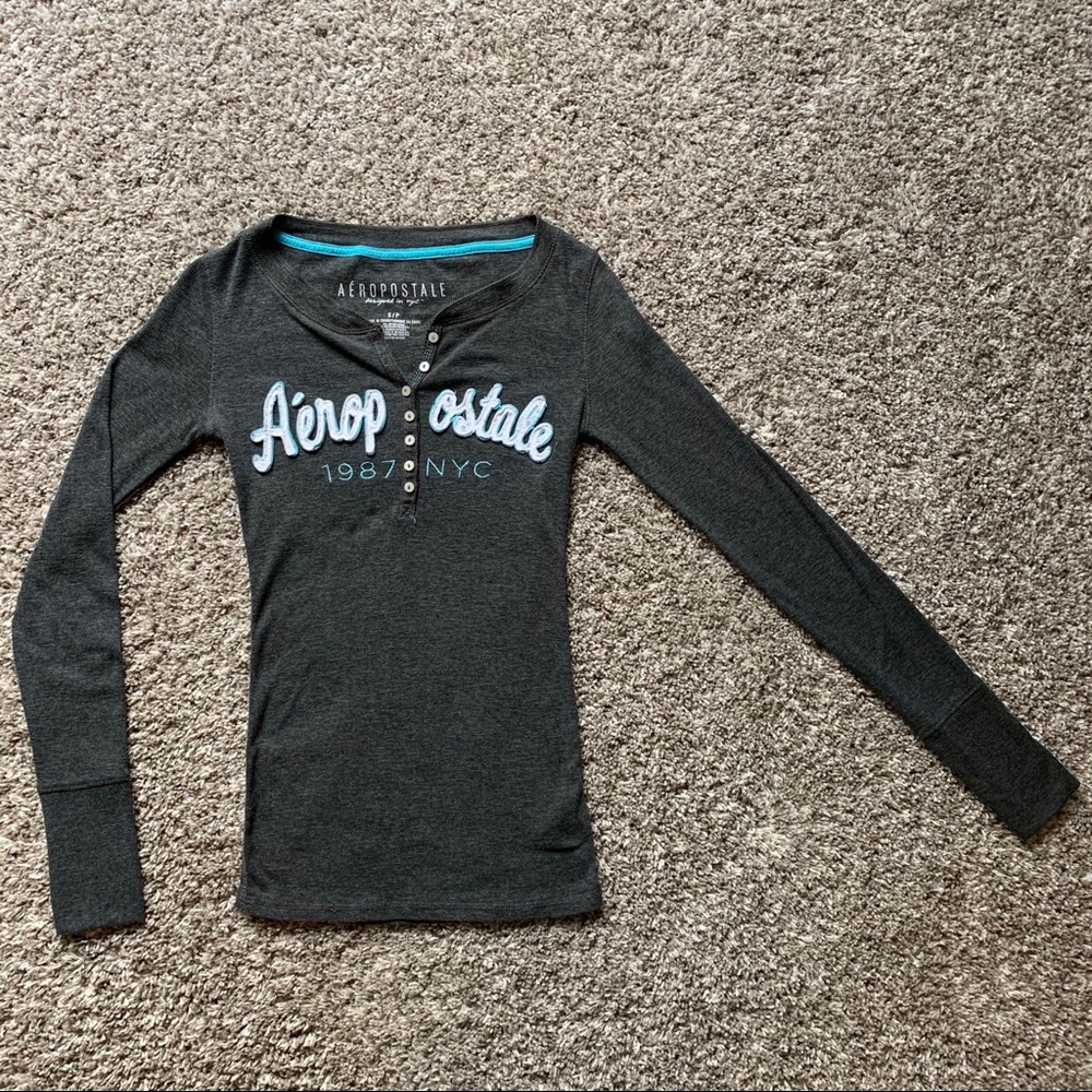 Aeropostale Gray Long Sleeve